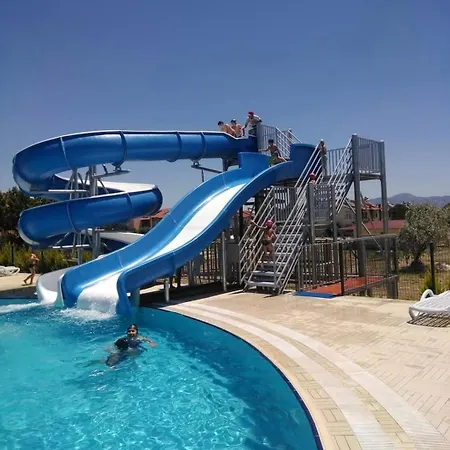וילה Duplex In Beachfront Compound With Pool Altinkum (Balikesir)